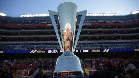 El trofeo de la Copa Oro, que dará inicio el 15 de junio de este año (Foto: Twitter).