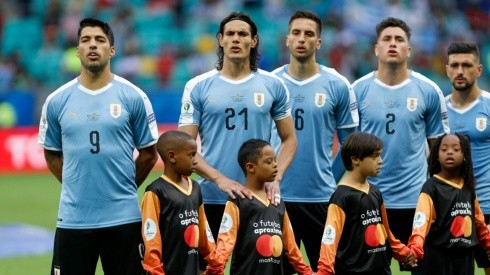 Uruguay llama a toda su artillería para enfrentar a Costa Rica