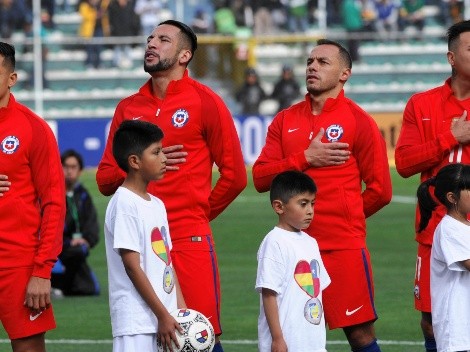 Un futbolista de Chile cree que el COVID-19 fue creado para "manipular y aislar" a la gente