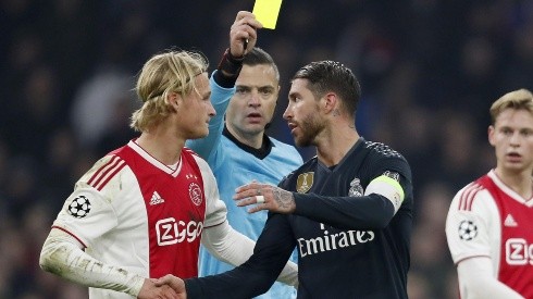 En la ida de la serie entre Real Madrid y Ajax, Ramos era amonestado y se perdería la vuelta.