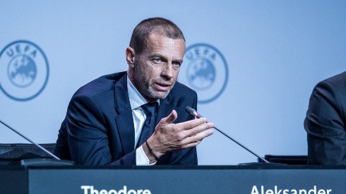 El presidente de la UEFA fijó agosto como el mes para finalizar la Champions.
