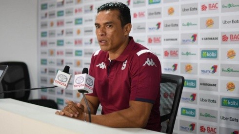 Walter Centeno afirma que Alajuelense resentirá la ausencia de Bryan Ruiz