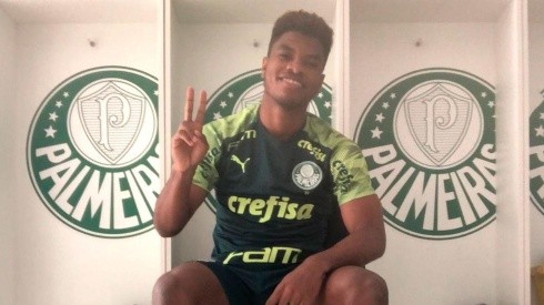Newton Williams firma con el Palmeiras de Brasil