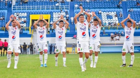 Comienzan a definirse los clasificados a los cuartos de final en El Salvador