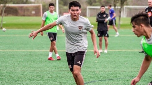 Danny Ríos: tiene 17 años, juega en Houston Dynamo y aceptó jugar para El Salvador