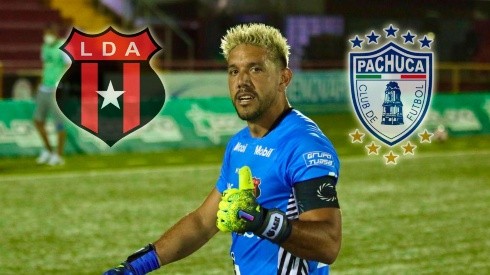 Pachuca le propone a Alajuelense intercambio de jugadores por Leonel Moreira