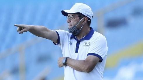 Hugo Pérez ya está armando la lista para las Eliminatorias Concacaf