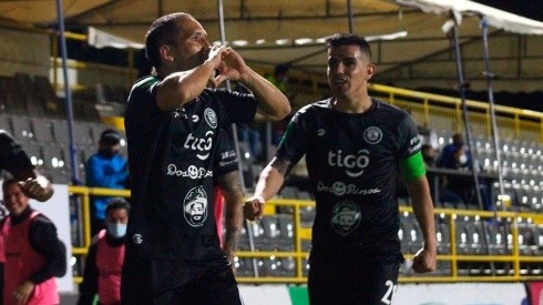 Sporting FC permanece en Primera División y manda a Limón al descenso