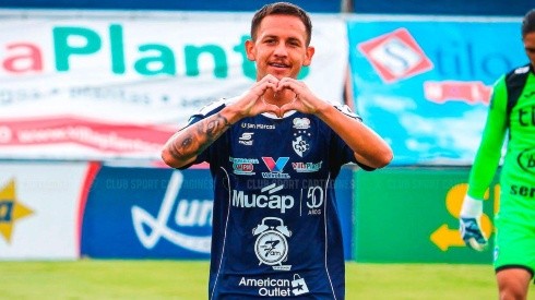 Christopher Núñez es presentado oficialmente en el Lamia FC