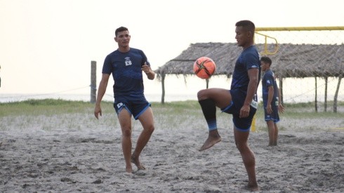 Selección de Futbol Playa de El Salvador: Asamblea otorga incentivo económico