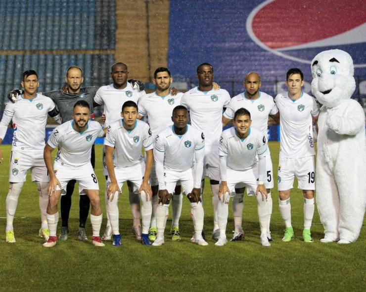 Comunicaciones fue el último equipo en sumar de a tres en la fecha 2 y se posicionó como el líder del torneo. (Foto: prensa de Comunicaciones)