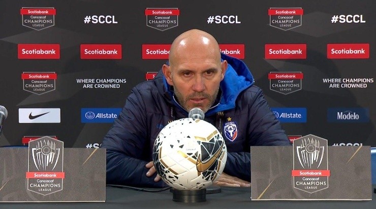 Luis Marín sigue creciendo como gran candidato para quedarse con el banquillo. (El Mundo)