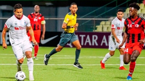 Liga Concacaf 2021: Olimpia aplastó 6-0 a Inter Moengotapoe en Surinam