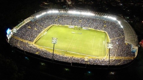 El Estadio Cuscatlán estará repleto de nuevo