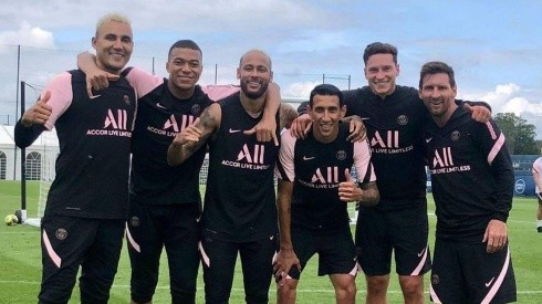 Keylor Navas junto a Neymar, Mbappé, Messi, Di María y Ander Herrera