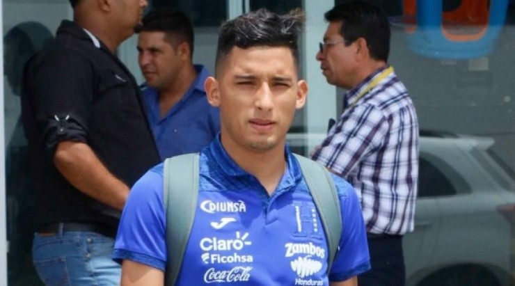 Pinto simplemente jugó para la Sub 23 y será su primera vez con la mayor.