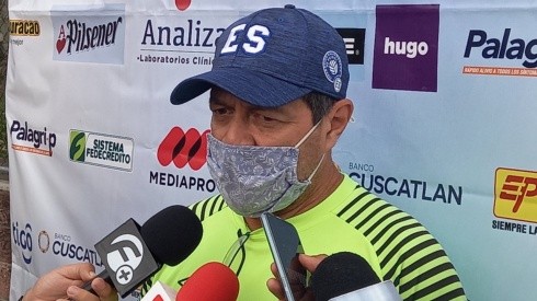 Hugo Pérez afirma que jugar ante Bolivia será bueno para El Salvador