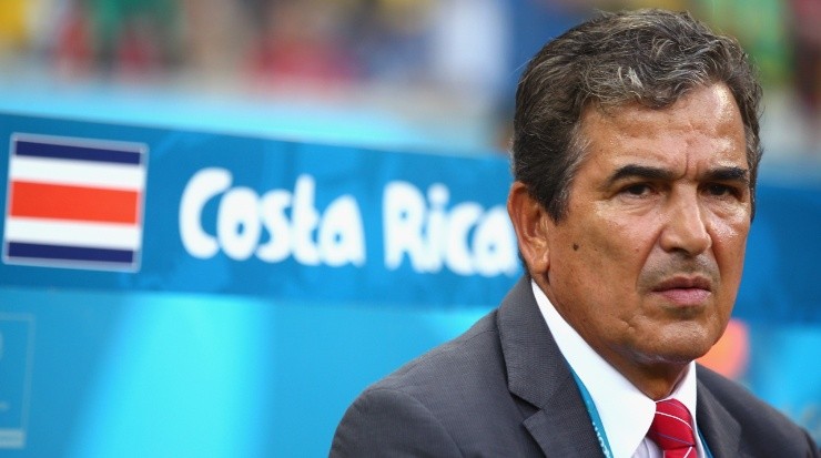 ¿Podría llegar Jorge Luis Pinto al banco tibaseño?