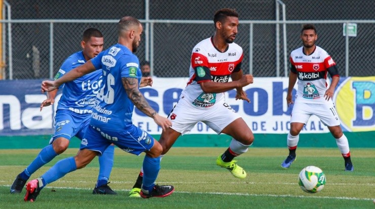 Marcel Hernández se destapó con un golazo de tiro libre ante Jicaral (LDA Oficial)