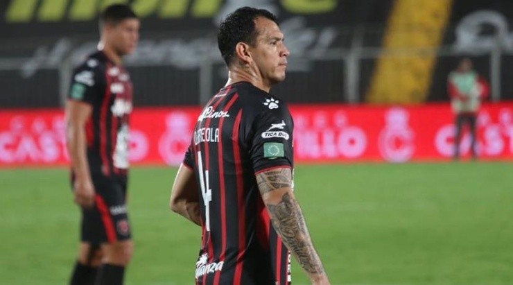 Arreola decidió marcharse del Alajuelense al finalizar su contrato.