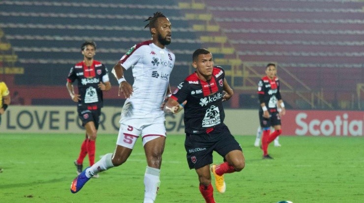 Alajuelense y Saprissa están involucrados en este problema.