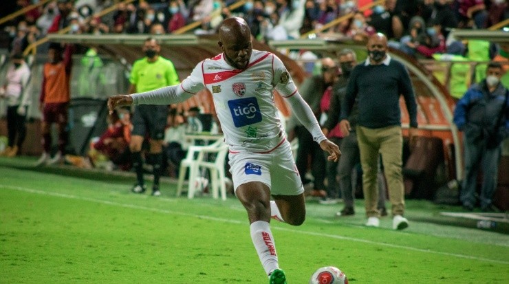 El goleador santista, Javon East, no podrá jugar el partido de ida ante el New York City (Santos Oficial)