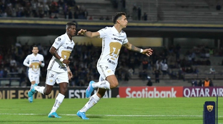 El argentino Juan Dinneno anotó doblete esta noche ante Saprissa (Pumas Oficial)