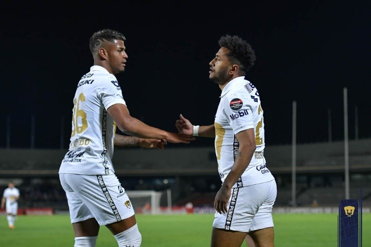 Rogerio entró de cambió y anotó el cuarto para Pumas (Pumas Oficial)