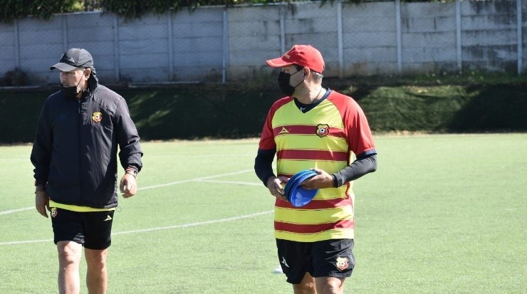 Jeauston Campos, cesado de su puesto como DT del Herediano (CSH Oficial)