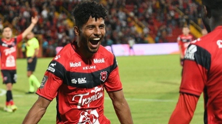 De anotar esta noche, Johan Venegas llegará a los 100 goles en la primera división (LDA Oficial)