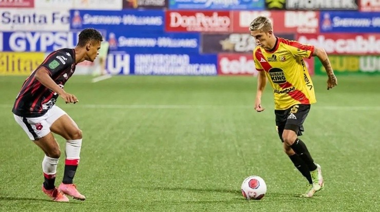 Alajuelense no pudo derrotar a Herediano este miércoles, se tuvo que conformar con un empate (CSH Oficial)