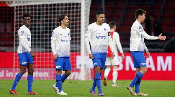 Enrico Dueñas suma minutos en el Vitesse.