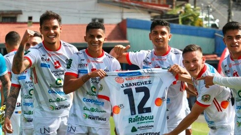 El jugador costarricense que tramitó papeles para jugar con El Salvador.
