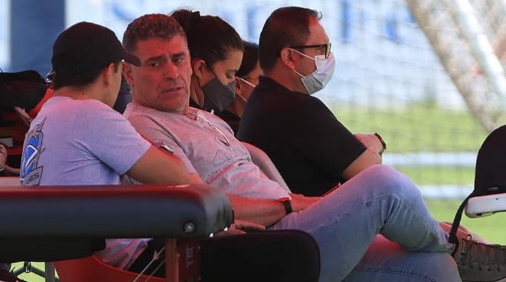 El DT de la Selección Mayor, Luis Fernando Suárez, estuvo presente en el juego (Fedefut CRC)