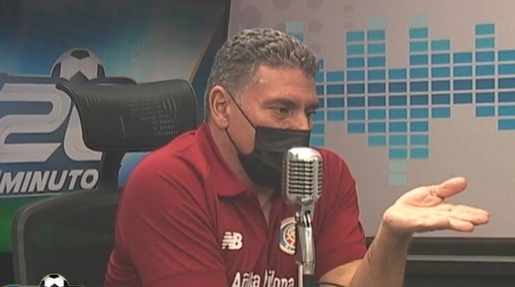 Luis Fernando Suárez en el programa 120 Minutos de Radio Monumental