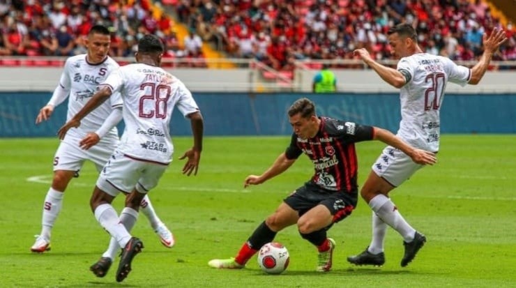 El último clásico acabó con victoria del Saprissa de 1 por 0 (LDA Oficial)