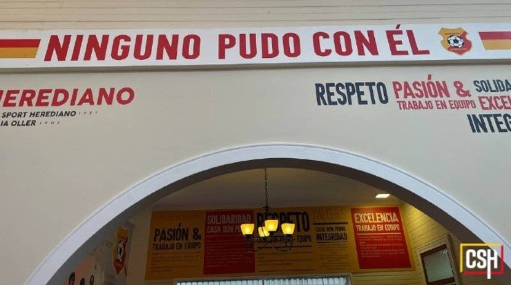 Todo el lugar está decorado con motivaciones y memorias heredianas (CSH Oficial)