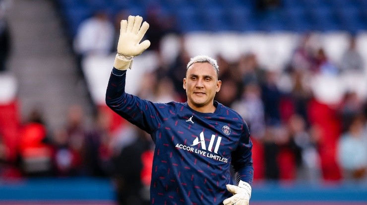 Keylos Navas recibe el apoyo de Roberto Carlos (Getty)