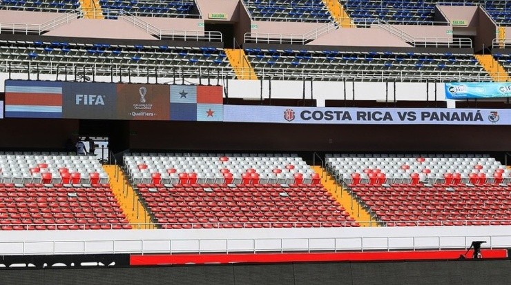 El Estadio Nacional de Costa Rica fue multado por FIFA por invasión al terreno de juego (Fedefut CRC)