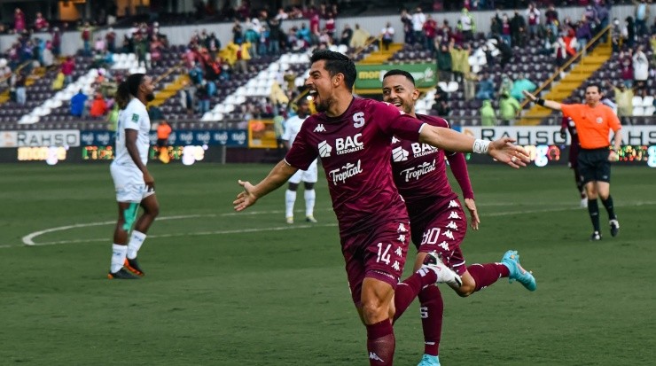 Ariel Rodríguez anotó doblete ante Pérez Zeledón este fin de semana (Saprissa)