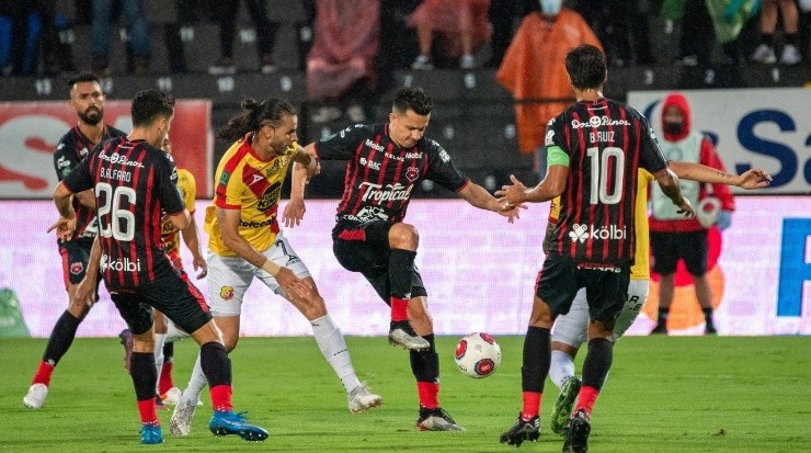 Alajuelense no se juaga nada este jueves pero podría ser una especie de elector para San Carlos o Saprissa (LDA)
