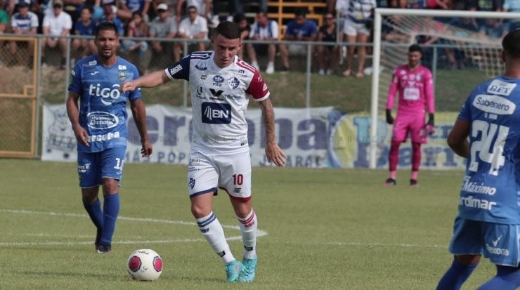 Cataginés cayó derrotado ante el equipo que descendió de categoría (CSC)