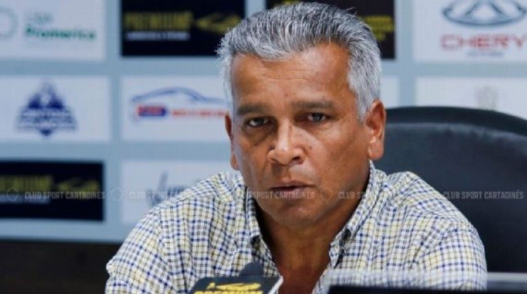 Leonardo Vargas, presidente del Cartaginés desmintió la salida de Luis Ronaldo Araya y Daniel Chacón del club brumoso (CSC)