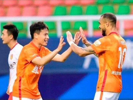 Felicio Brown anotó su primer doblete en la Superliga de China (VIDEO)