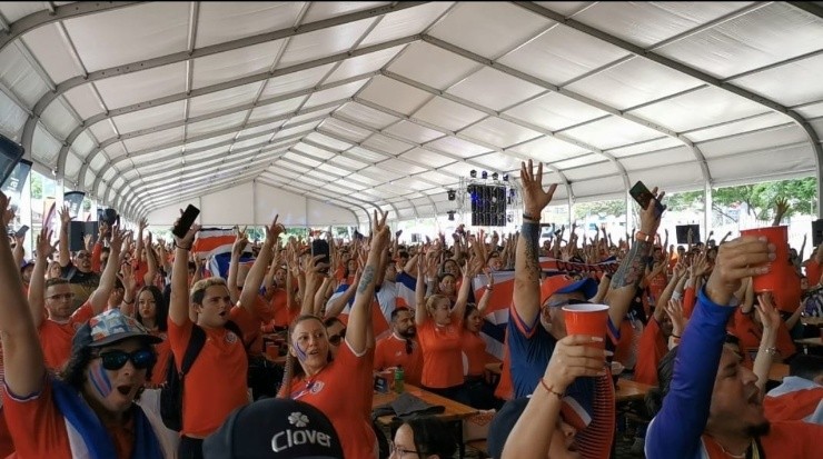 Así celebraron los ticos el gol ante Nueva Zelanda este martes (Futbol Centroamérica)