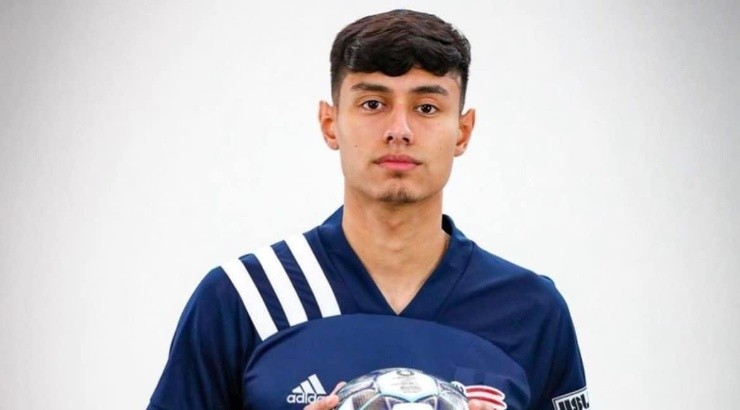 Dennis Rodríguez llegó a Xelajú desde el Revolution II.