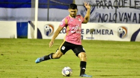 José Pinto podría no continuar en el futbol de Paraguay