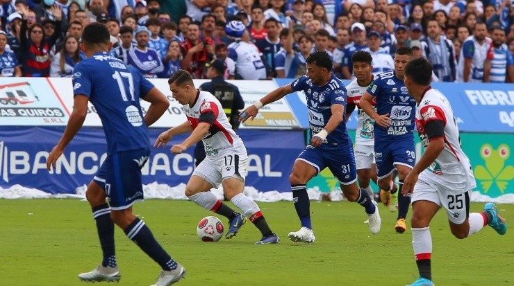 Los brumosos se dejaron la victoria al minuto 90 de juego en el partido de ida (LDA)