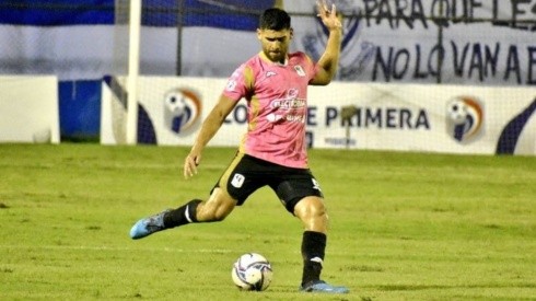 José Pinto se despide del futbol de Paraguay