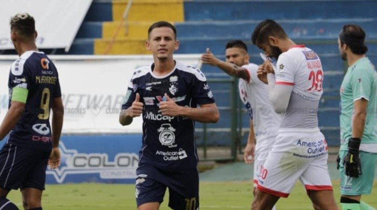 Núñez fue figura del Cartaginés antes de dar el salto a Europa (Christopher Núñez, Facebook)